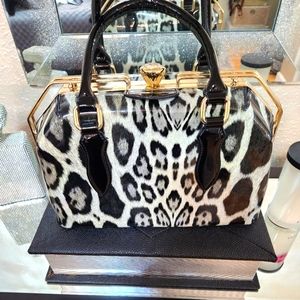 Leopard handbag